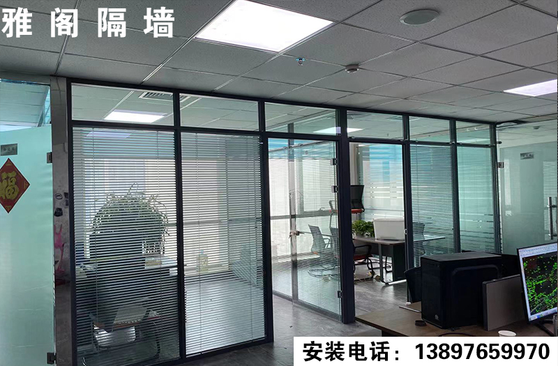 西寧海湖新區(qū)萬(wàn)達(dá)45樓完工！